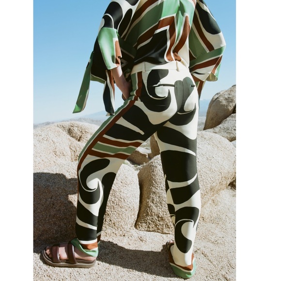 NWT Zara 2 Piece Tied Printed Blouse And Wide Pants Set - Picture 13 of 16